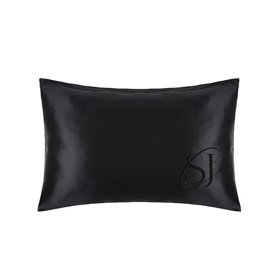 ZIPPERED PILLOWCASES
